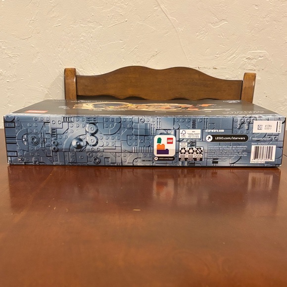 LEGO Star Wars Mos Espa Podrace Diorama Build and Display Set 75380. NWT Sealed - Picture 8 of 9